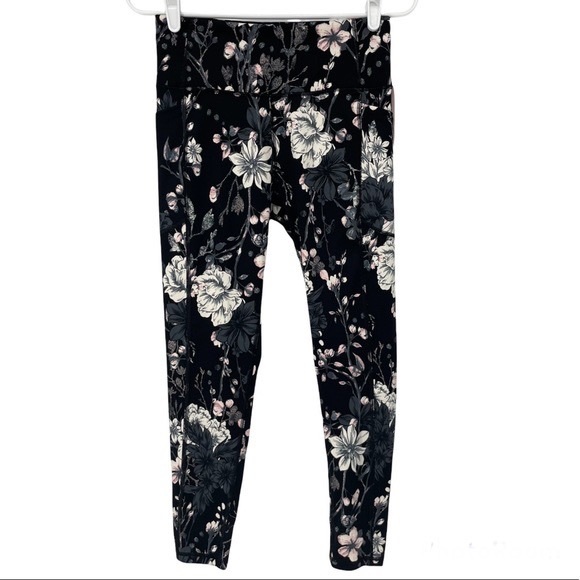 💕Victoria’s Secret💕 Small Lois Floral Print Essential Legging - Picture 1 of 3